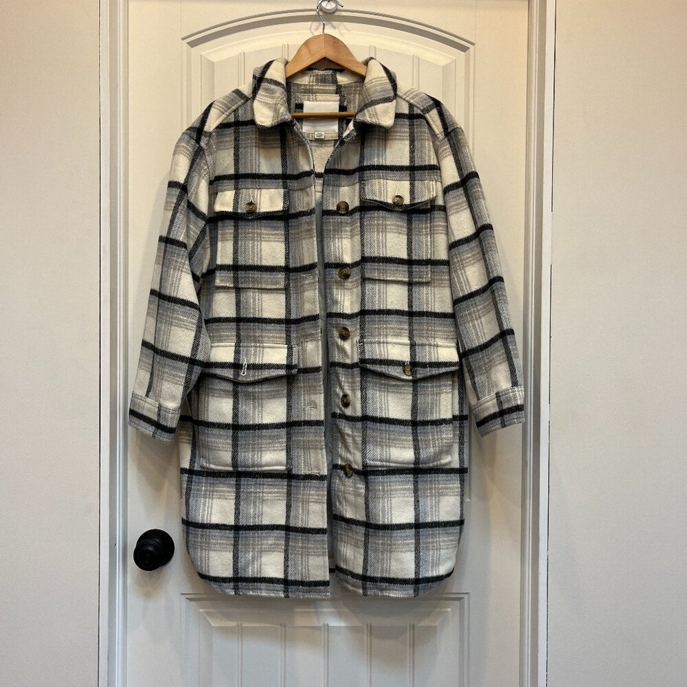American Eagle Outfitters Plaid Lined Shacket Button Up Size Medium